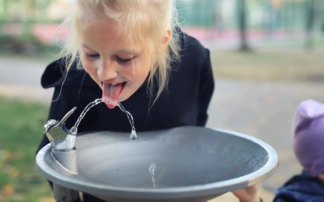 Como a tecnologia ajuda no fornecimento de água potável?